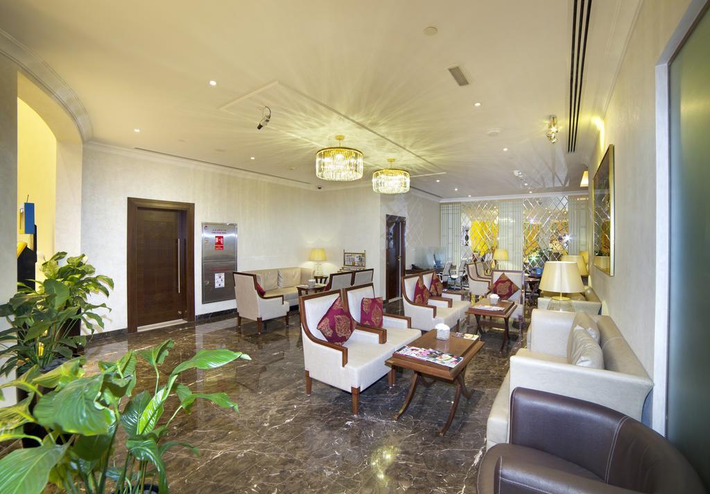 Raviz Center Point Hotel Дубай Екстериор снимка