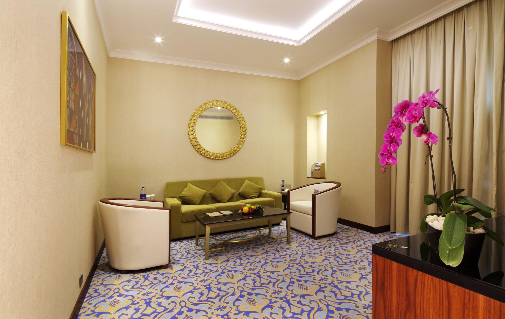 Raviz Center Point Hotel Дубай Екстериор снимка