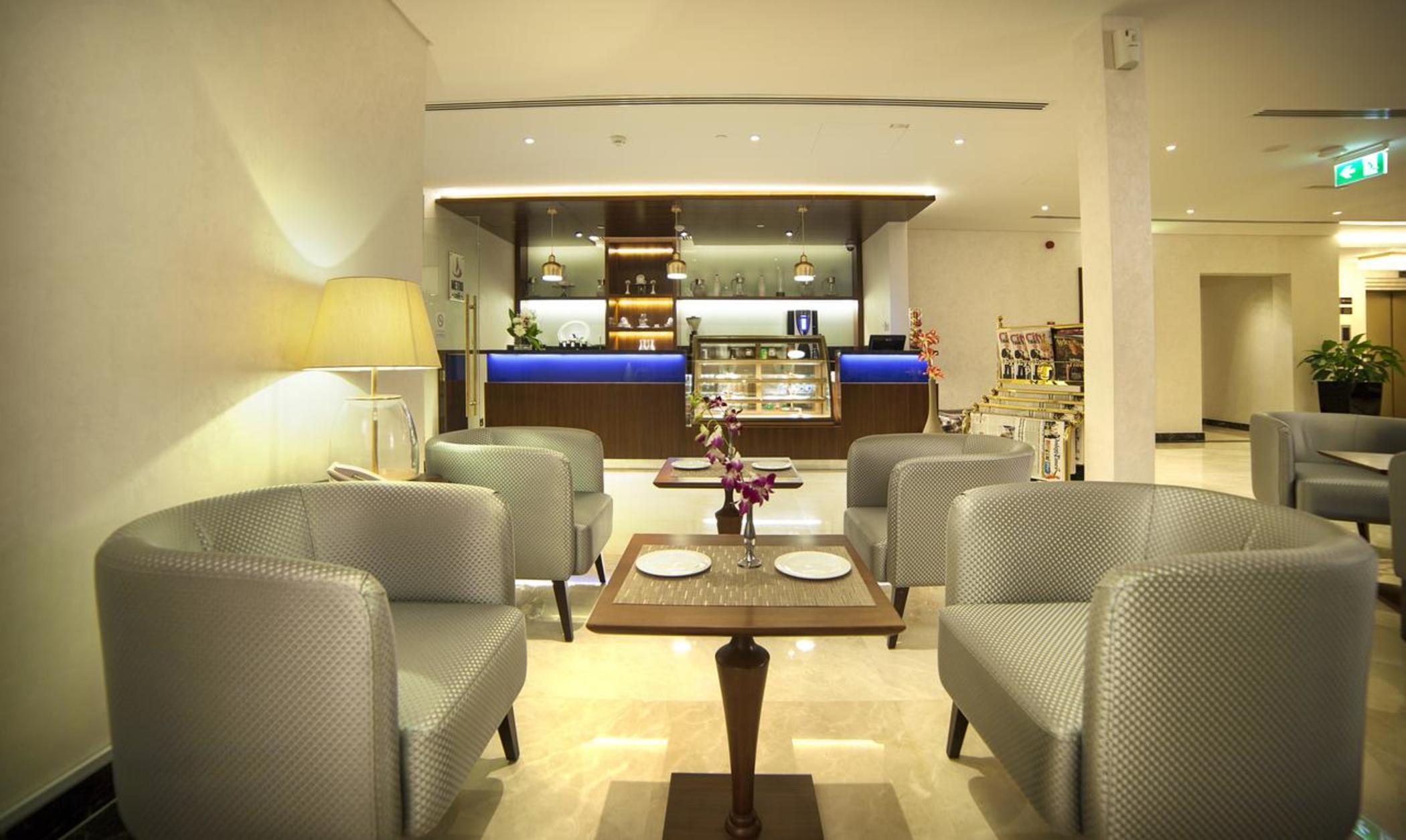 Raviz Center Point Hotel Дубай Екстериор снимка