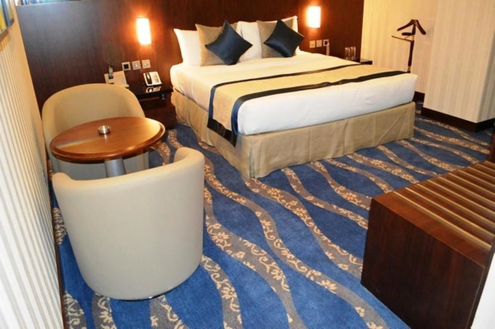 Raviz Center Point Hotel Дубай Екстериор снимка