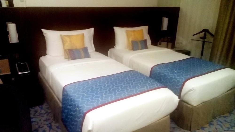Raviz Center Point Hotel Дубай Екстериор снимка