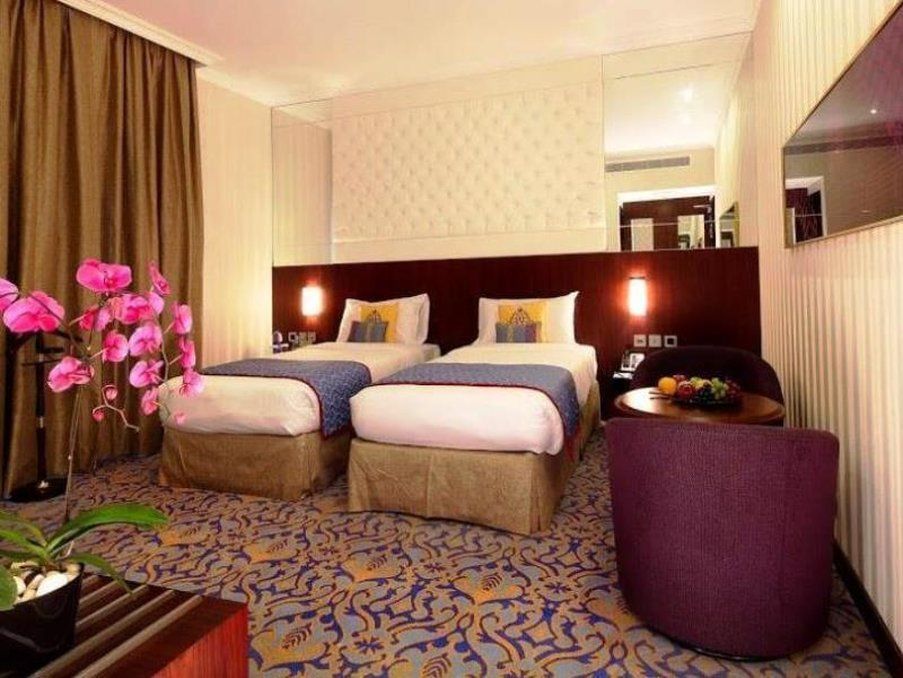 Raviz Center Point Hotel Дубай Екстериор снимка